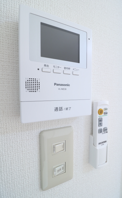 設備　テレビドアホン